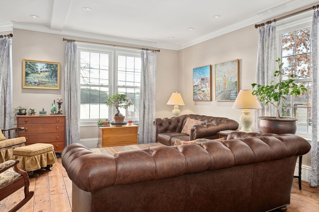 460 Main Street Amesbury, MA 01913 - Photo 9 of 37