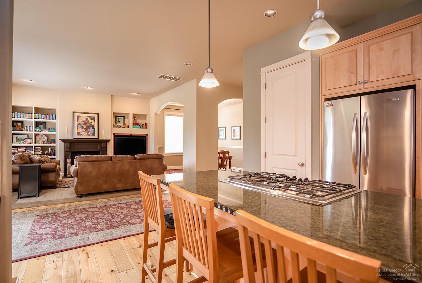 61118 Aspen Rim Lane Bend, OR 97702 - Photo 9 of 25 Additional Photo