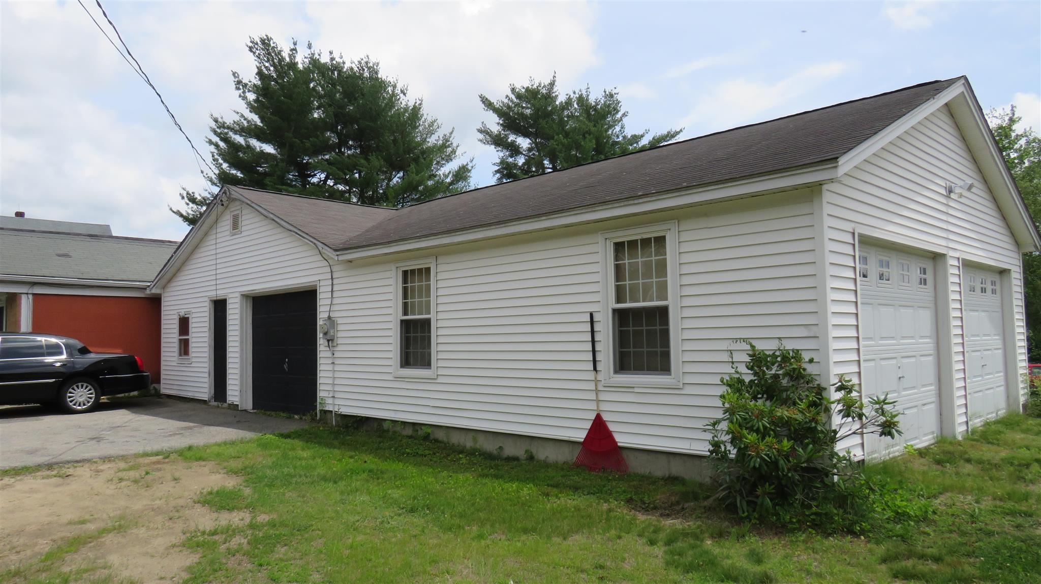 177 Rockingham Road Auburn, NH 03032 - Photo 3 of 6