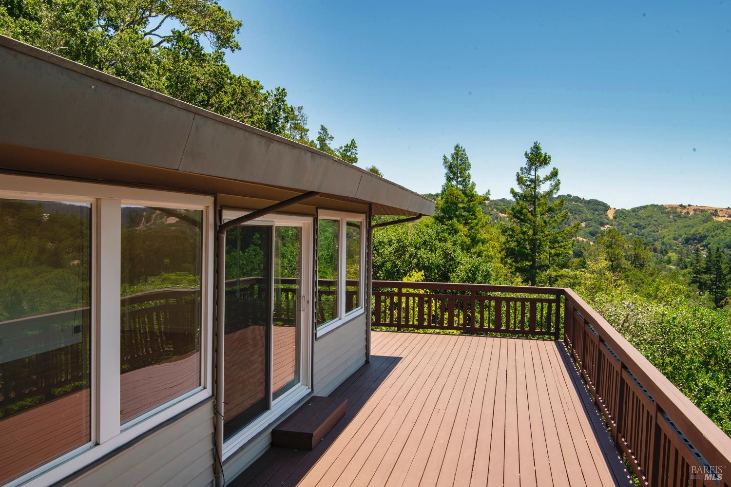 77 Martling Road San Anselmo, CA 94960 - Photo 6 of 40