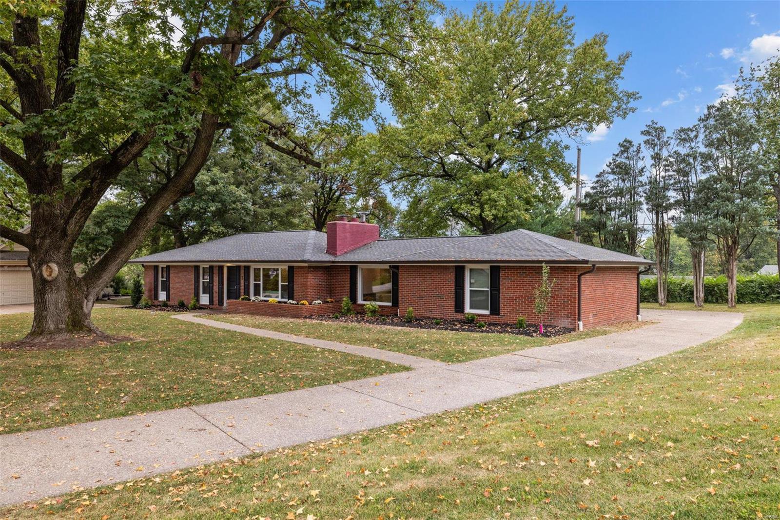 5 Ramsgate Drive St. Louis, MO 63132 - Photo 3 of 48 Gallery Image 3