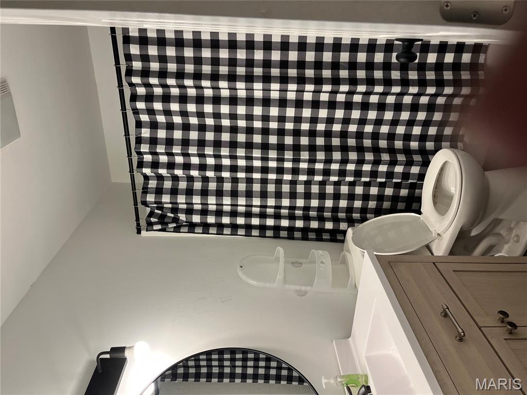 711 Andrews Street Fredericktown, MO 63645 - Photo 10 of 16