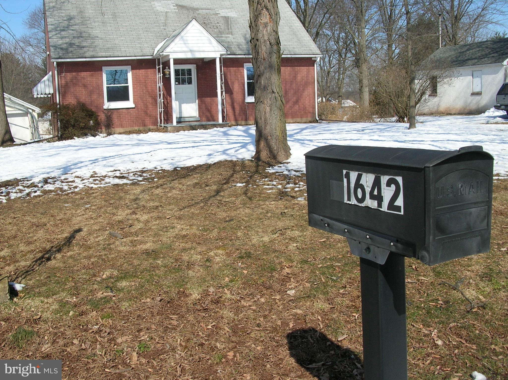 1642 Clearview Road Lansdale, PA 19446 - Photo 2 of 32 House Number