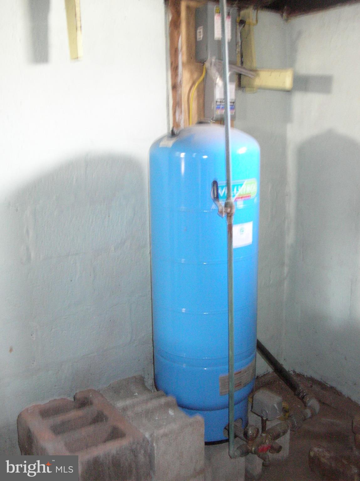 1642 Clearview Road Lansdale, PA 19446 - Photo 27 of 32 Hot water tank