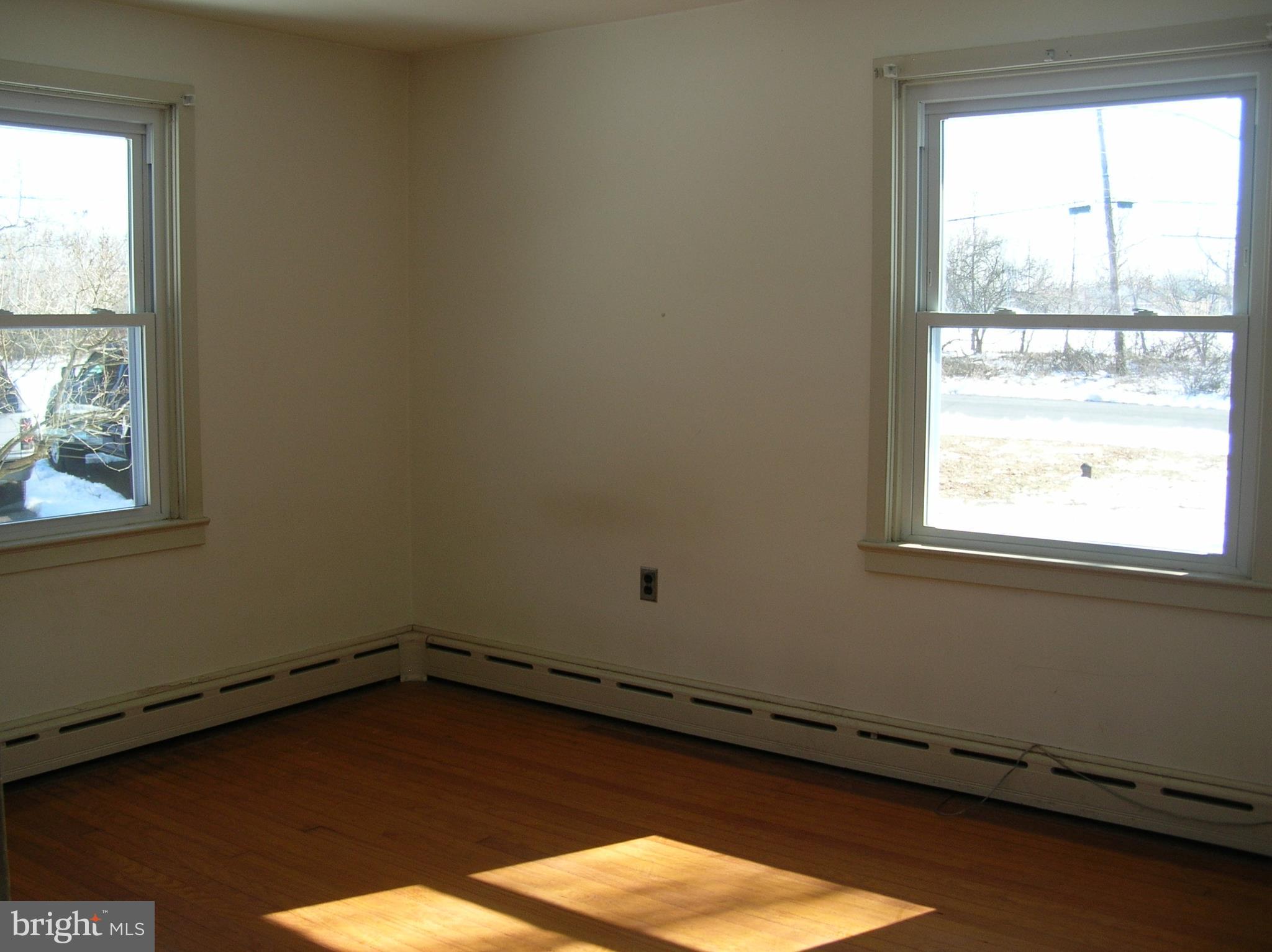 1642 Clearview Road Lansdale, PA 19446 - Photo 8 of 32 First floor front bedroom #1