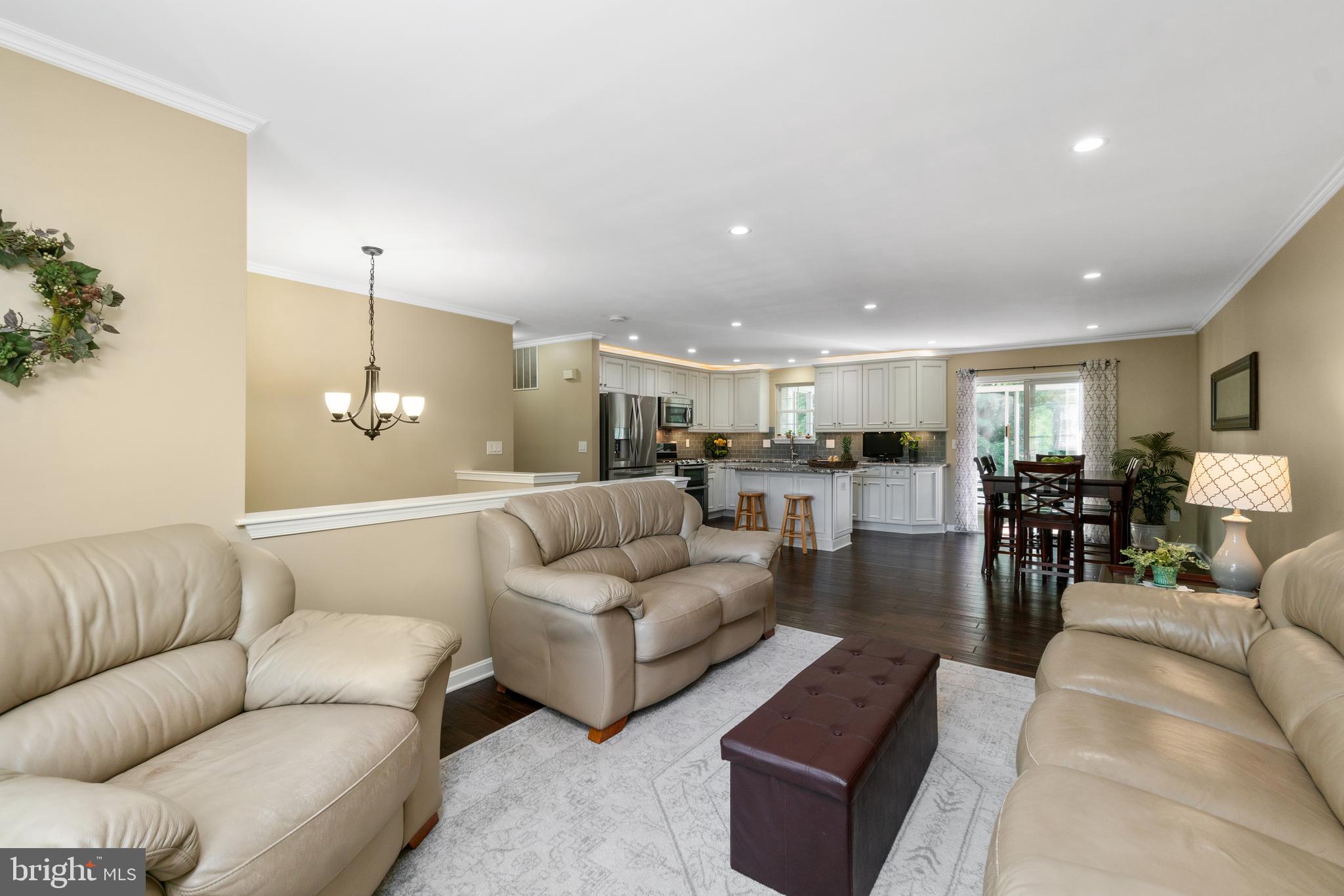 8913 Mayflower Road Baltimore, MD 21237 - Photo 4 of 37 Gallery Image 4
