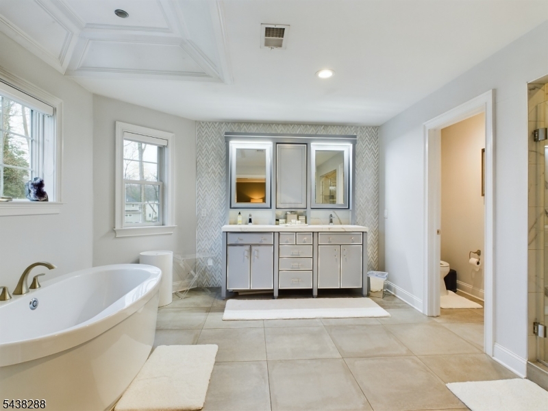 301 Garrett Road Mountainside, NJ 07092 - Photo 21 of 42