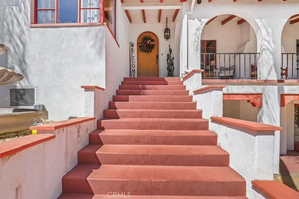 $2,095,000 | 1804 Valle Vista Drive, Redlands, CA 92373