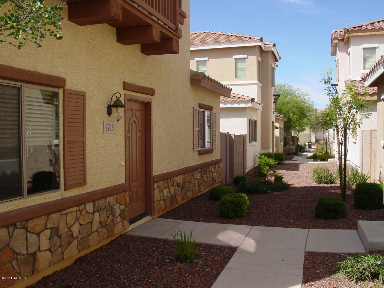 4718 East Redfield Road Gilbert, AZ 85234 - Photo 4 of 39 4718 E Redfield Rd (6)