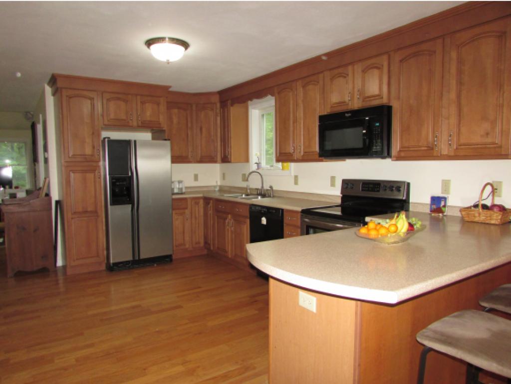 77 Raymond Road Deerfield, NH 03037 - Photo 11 of 23