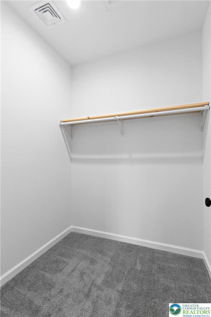 102 Eagle View Run Long Pond, PA 18334 - Photo 21 of 39