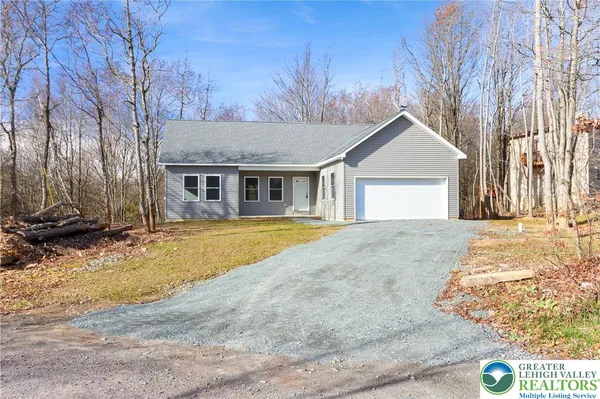 $360,000 | 102 Eagle View Run, Long Pond, PA 18334