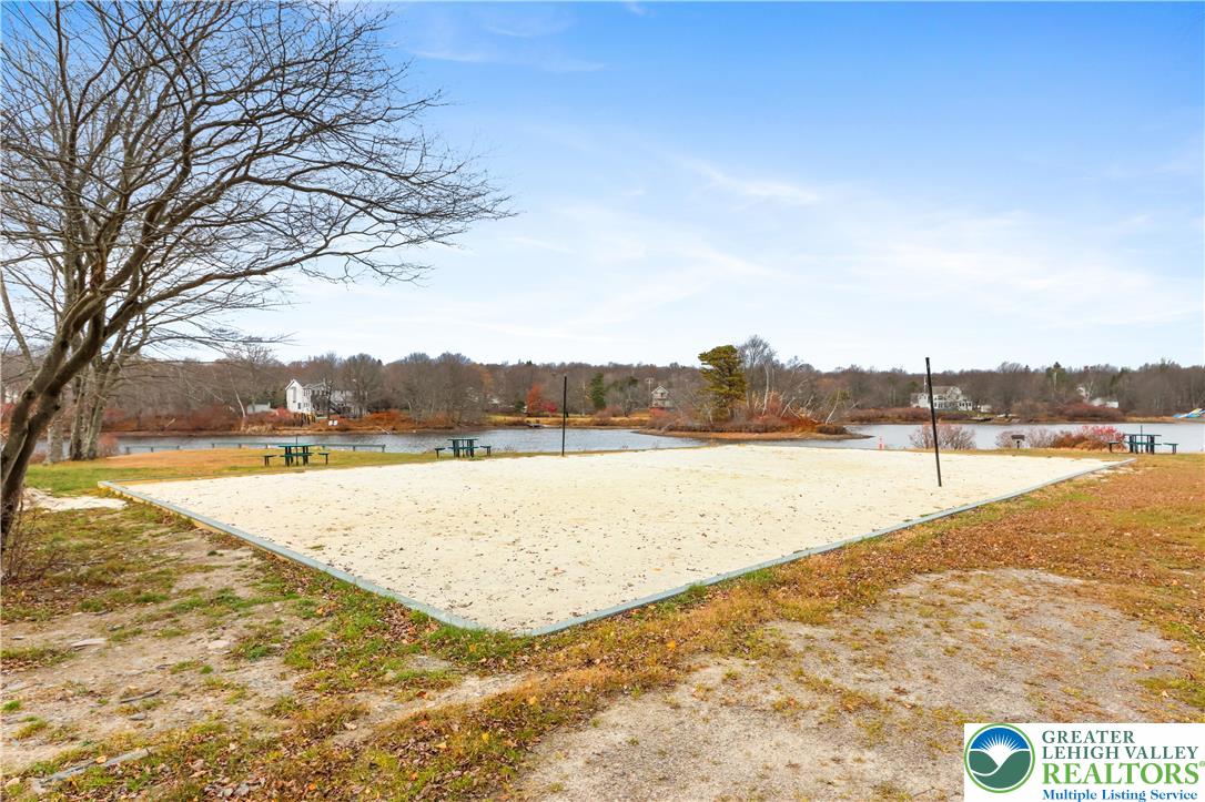 102 Eagle View Run Long Pond, PA 18334 - Photo 38 of 39