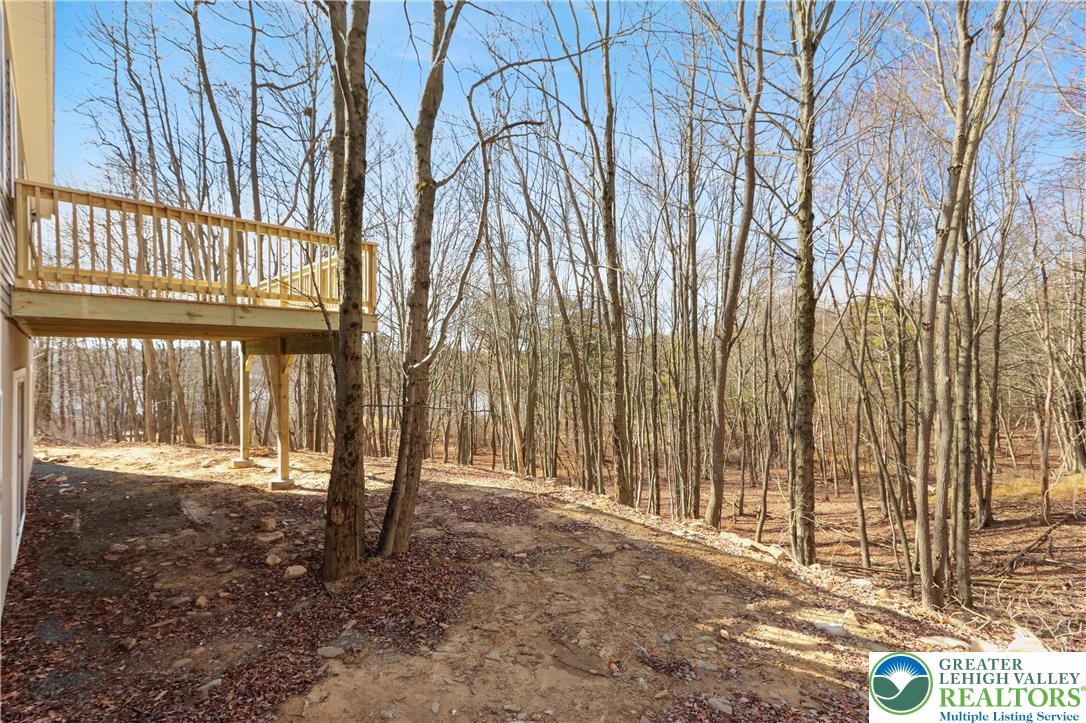 102 Eagle View Run Long Pond, PA 18334 - Photo 5 of 39