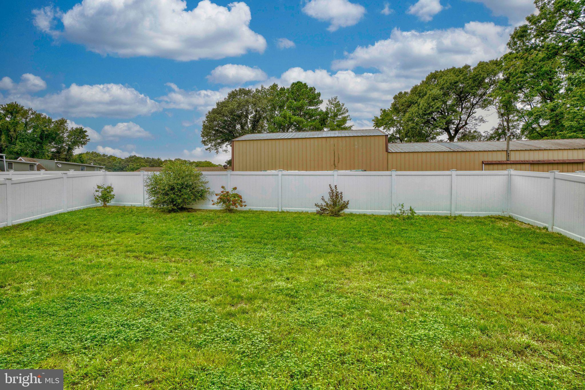 2804 Shaws Road Edgemere, MD 21219 - Photo 5 of 35