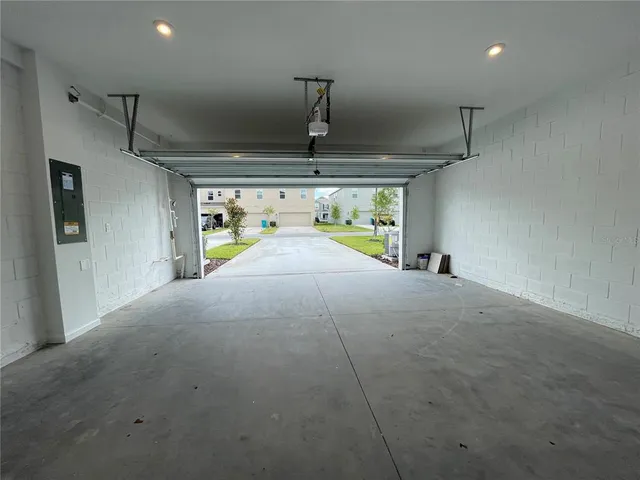 $2,600 | 11945 Sunsail Avenue, Orlando, FL 32832