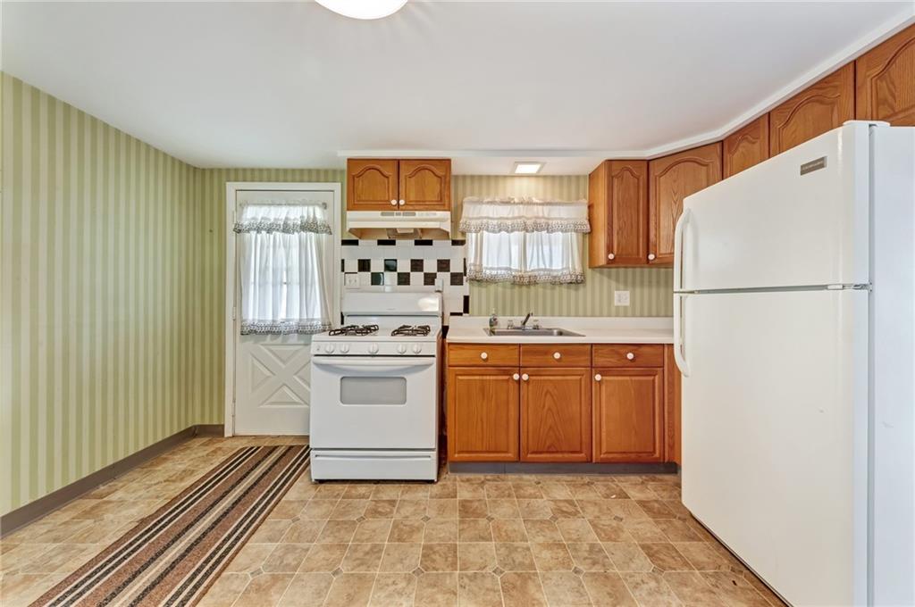 1640 Kennedy Road Imperial, PA 15126 - Photo 13 of 24 Gallery Image 13