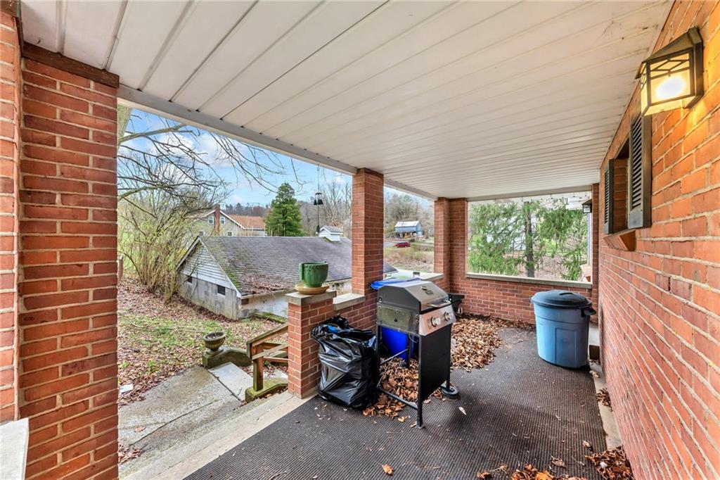 1640 Kennedy Road Imperial, PA 15126 - Photo 9 of 24 Gallery Image 9