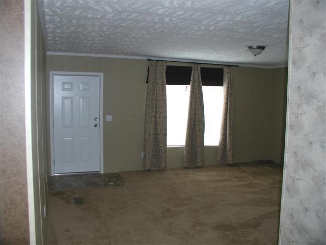 971 Lake Road Northeast Lancaster, OH 43130 - Photo 2 of 5 Gallery Image 2