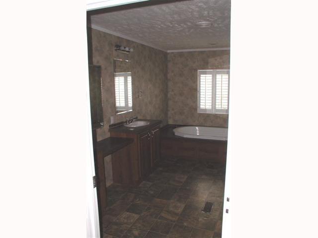 971 Lake Road Northeast Lancaster, OH 43130 - Photo 5 of 5 Gallery Image 5