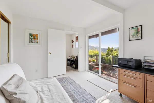 $1,299,000 | 569 Sequoia Drive, San Anselmo, CA 94960