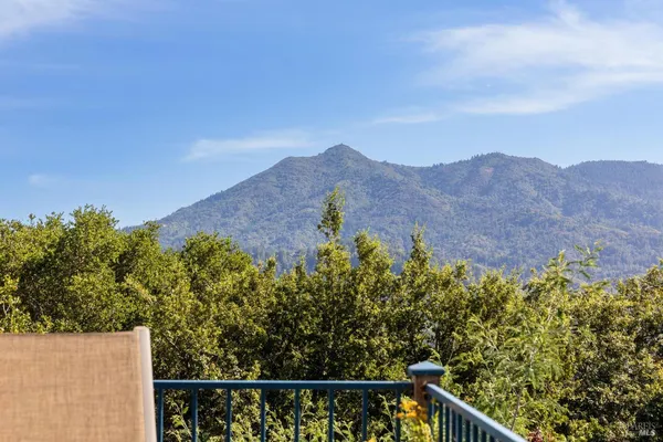 $1,299,000 | 569 Sequoia Drive, San Anselmo, CA 94960