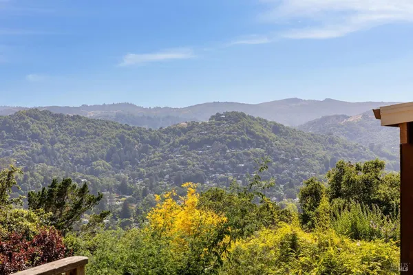 $1,299,000 | 569 Sequoia Drive, San Anselmo, CA 94960