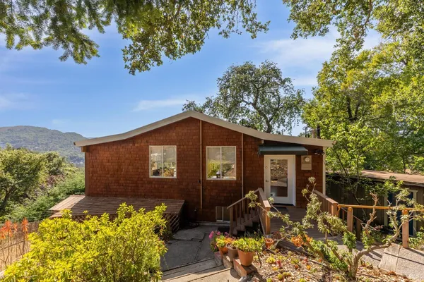 $1,299,000 | 569 Sequoia Drive, San Anselmo, CA 94960