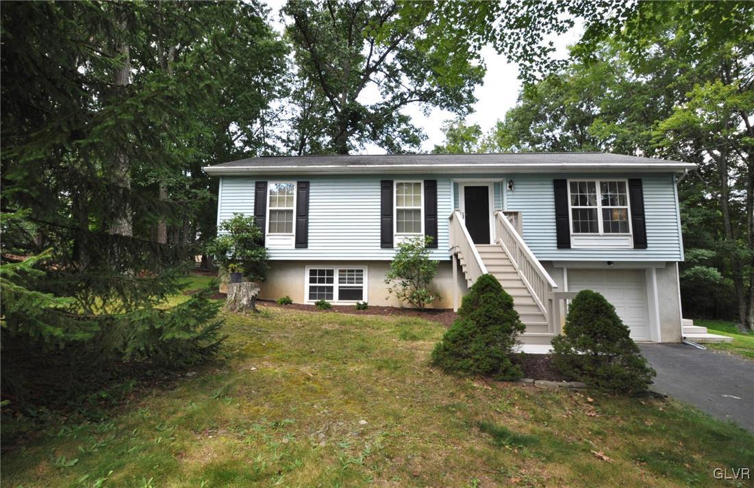 2225 Walnut Trail Bushkill, PA 18324 - Photo 1 of 14 Gallery Image 1