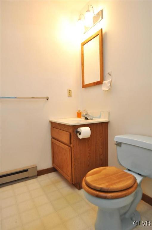 2225 Walnut Trail Bushkill, PA 18324 - Photo 8 of 14 Gallery Image 8