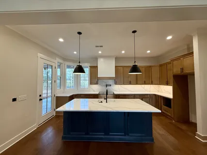 $1,090,000 | 1713 Martha Washington Way, Murfreesboro, TN 37130
