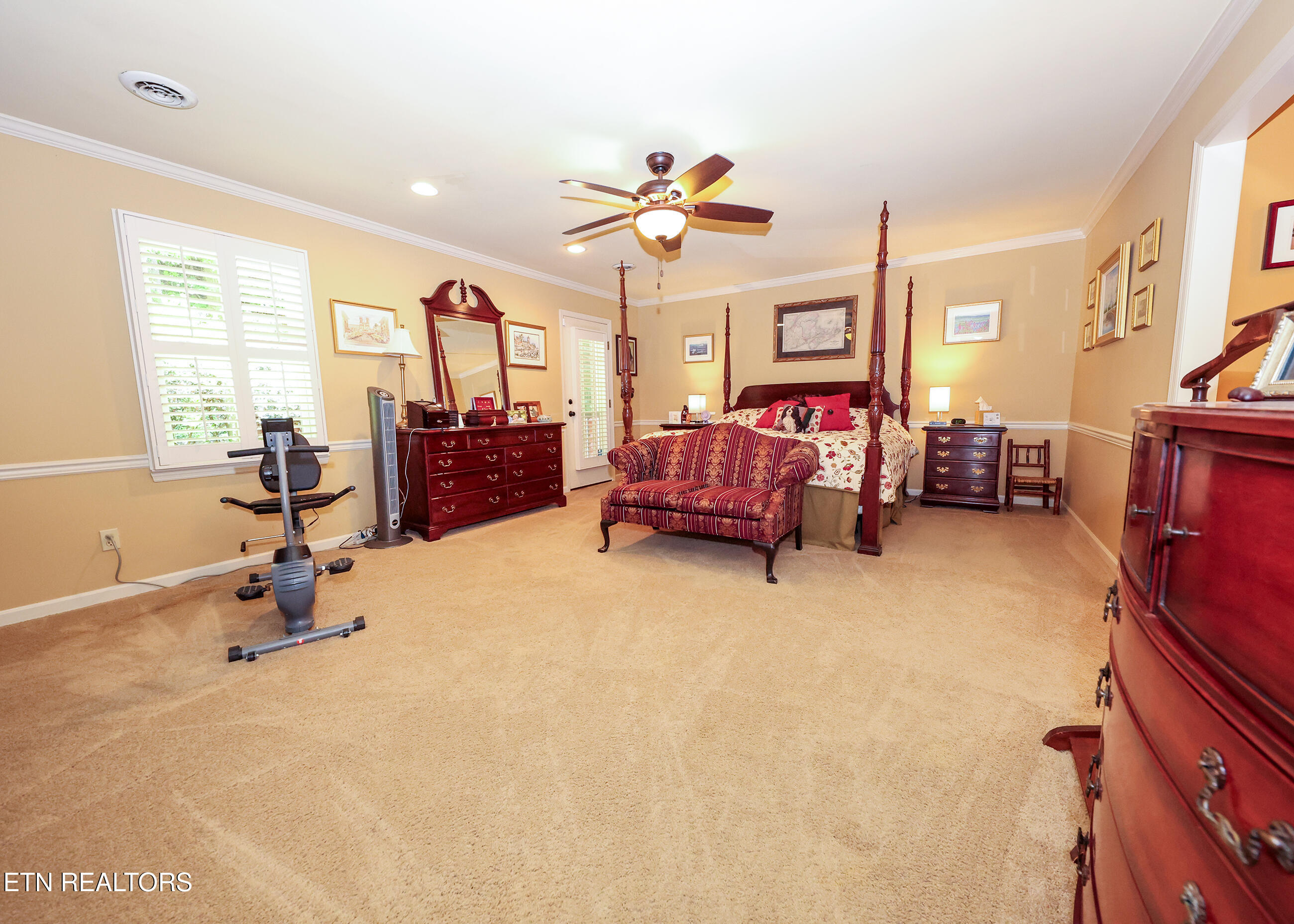 136 Baypath Drive Oak Ridge, TN 37830 - Photo 24 of 55 136 owners BR 2