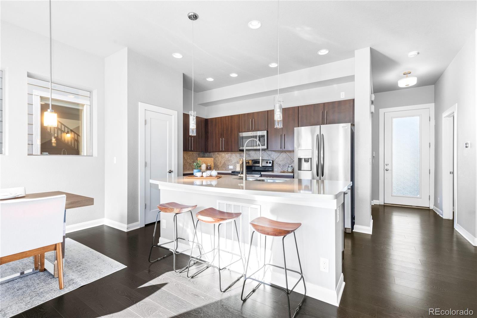 6736 Avrum Drive Denver, CO 80221 - Photo 5 of 39