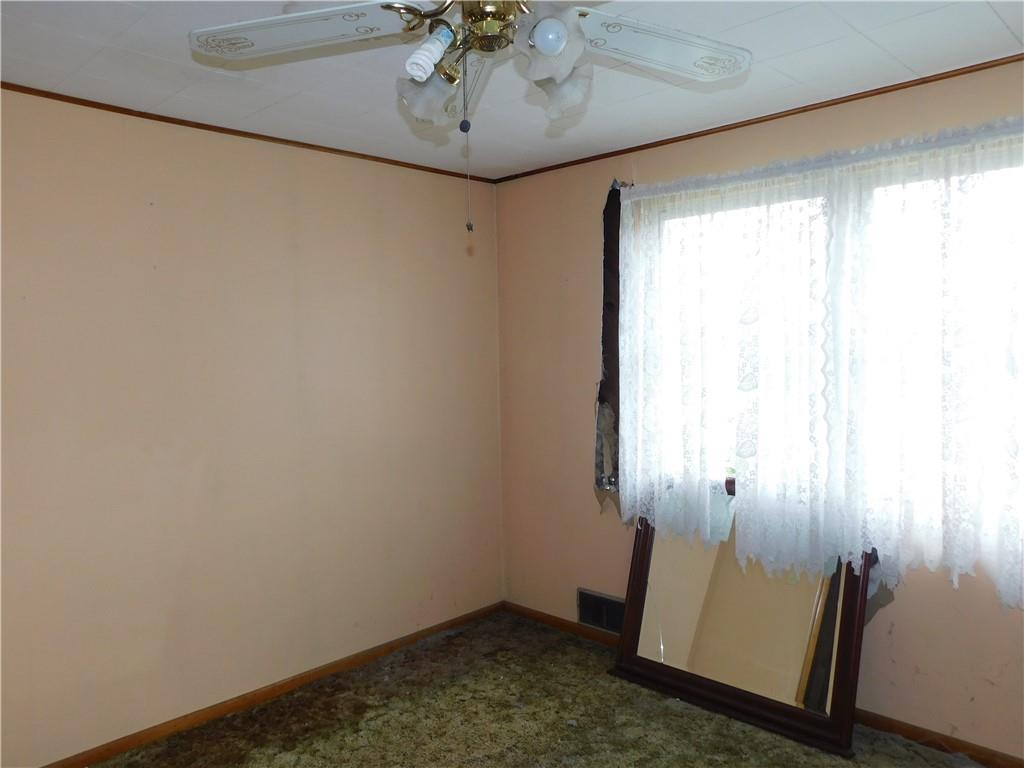 110 Holbert Stretch Dilliner, PA 15327 - Photo 17 of 27 a view of an empty room and window