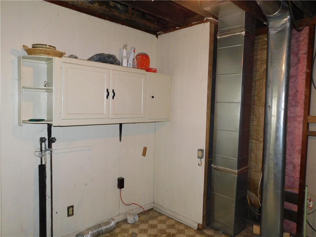 110 Holbert Stretch Dilliner, PA 15327 - Photo 21 of 27 a bathroom with a shower