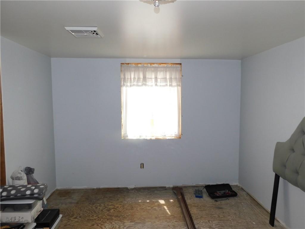 110 Holbert Stretch Dilliner, PA 15327 - Photo 23 of 27 a room with a window