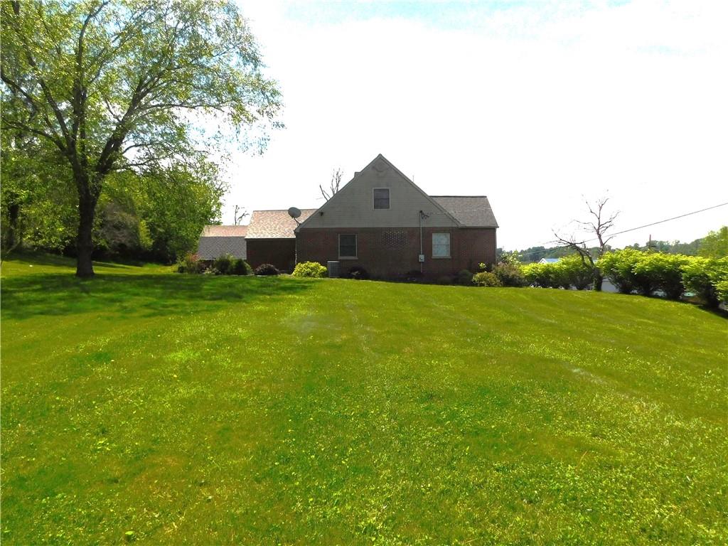 110 Holbert Stretch Dilliner, PA 15327 - Photo 4 of 27 a house view with a garden space