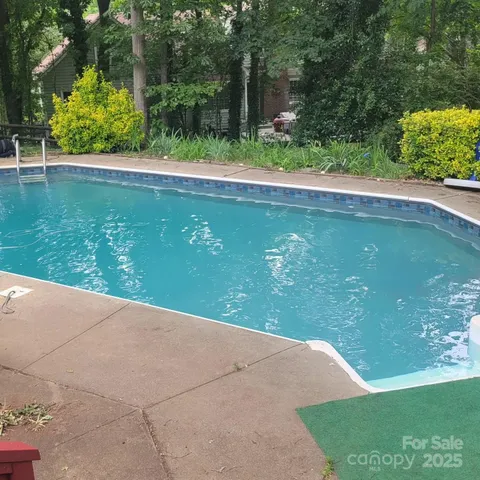 a view of a lake from a yard