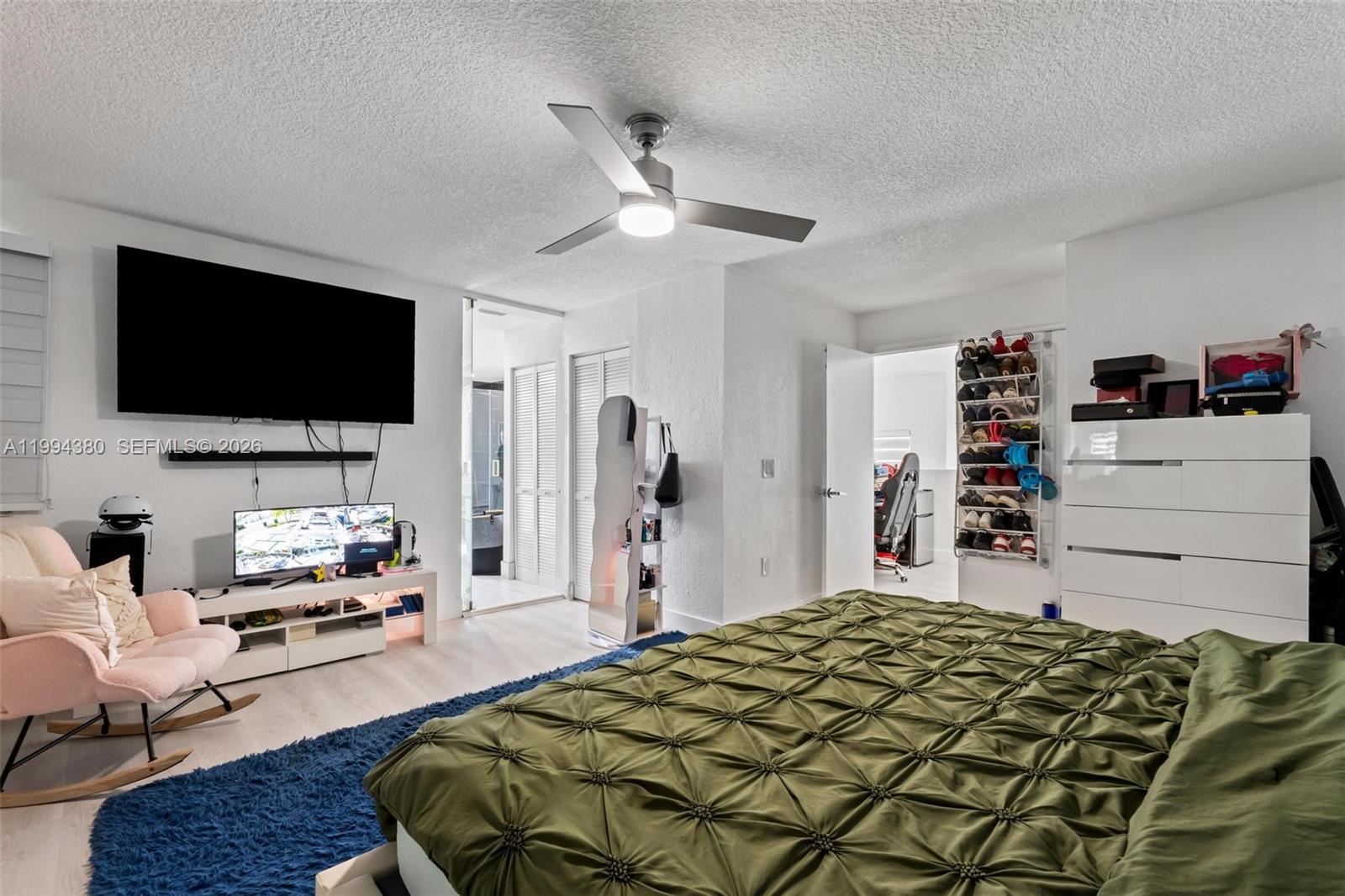 15646 Southwest 97th Terrace Miami, FL 33196 - Photo 34 of 45