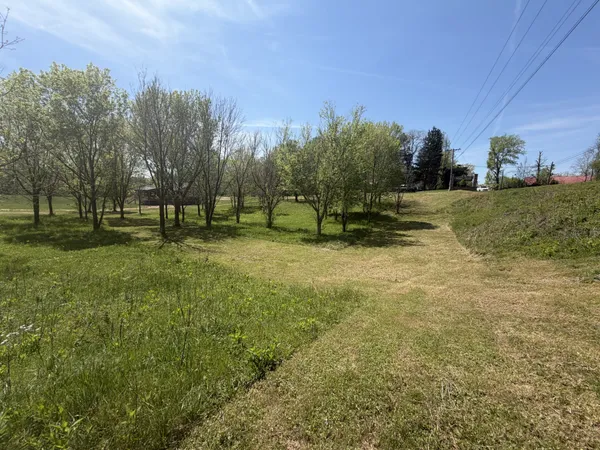 $34,900 | 11505 McMinnville Highway, Walling, TN 38587