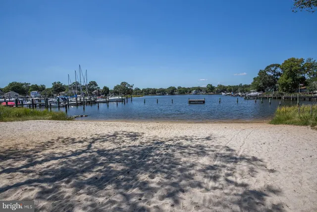 $609,900 | 404 Warwick Place, Edgewater, MD 21037