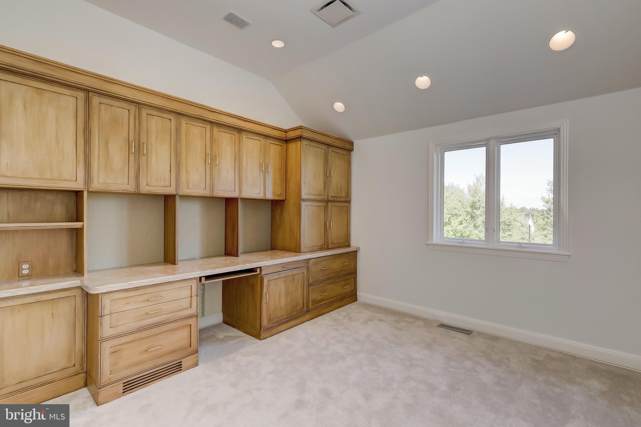 13301 Dover Road Reisterstown, MD 21136 - Photo 25 of 76 2nd Floor Study