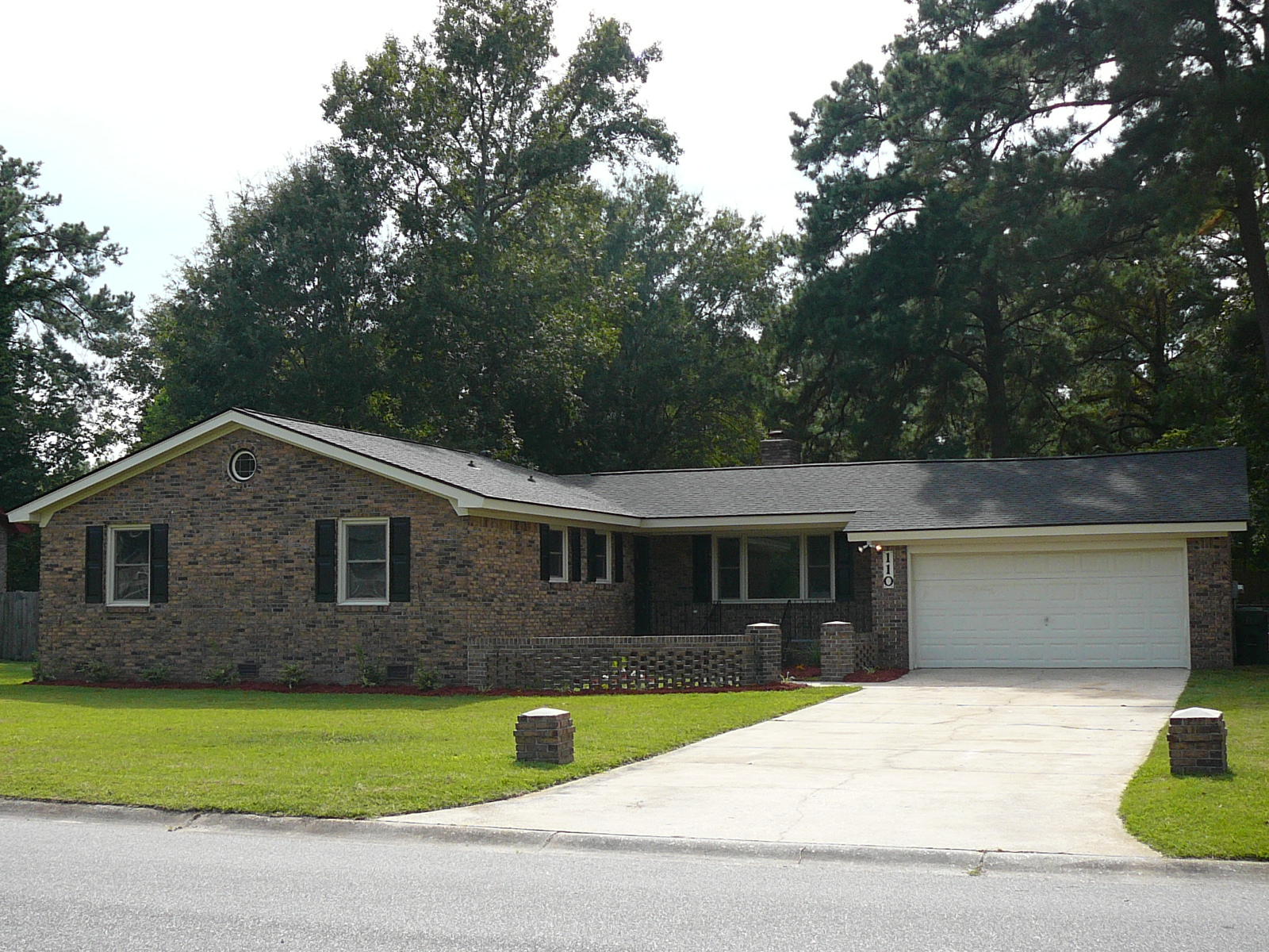 110 Foxborough Road Goose Creek, SC 29445 - Photo 1 of 31 110 Foxborough 027