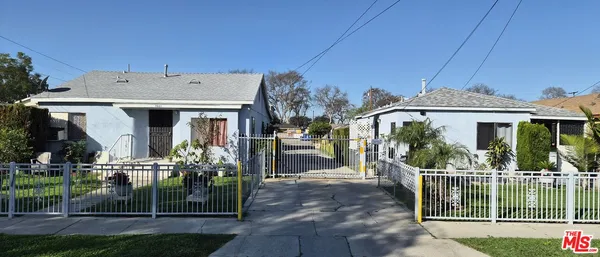 $2,500,000 | 7025 Vinevale Avenue, Bell, CA 90201