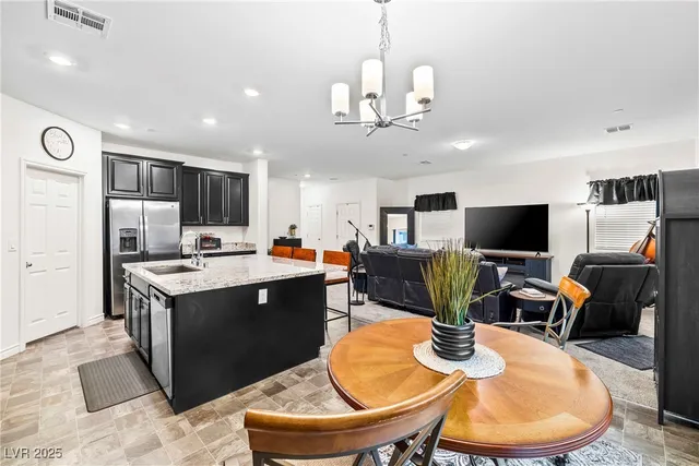 $425,000 | 7037 Fossil Rim Street, North Las Vegas, NV 89084