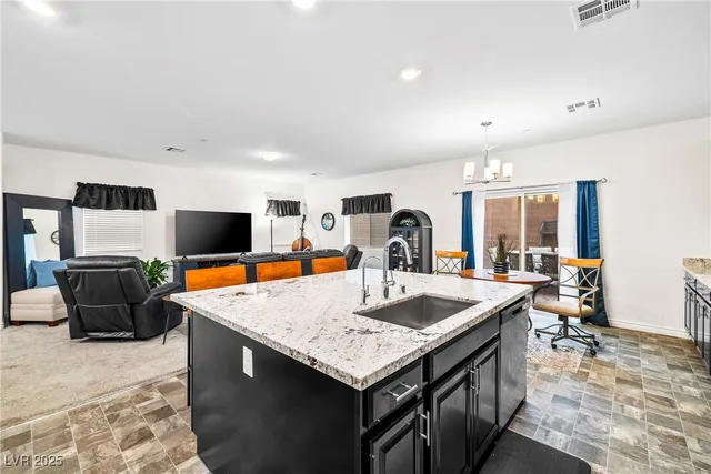 $425,000 | 7037 Fossil Rim Street, North Las Vegas, NV 89084