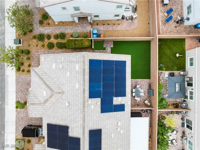 $425,000 | 7037 Fossil Rim Street, North Las Vegas, NV 89084