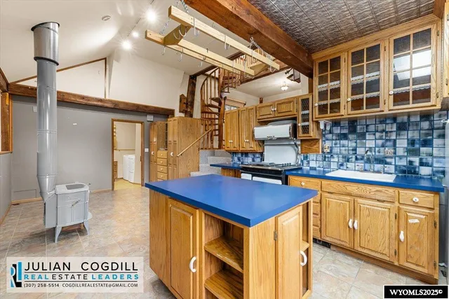 $490,000 | 9267 Red Creek Road, Casper, WY 82601