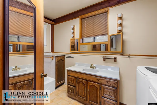 $490,000 | 9267 Red Creek Road, Casper, WY 82601