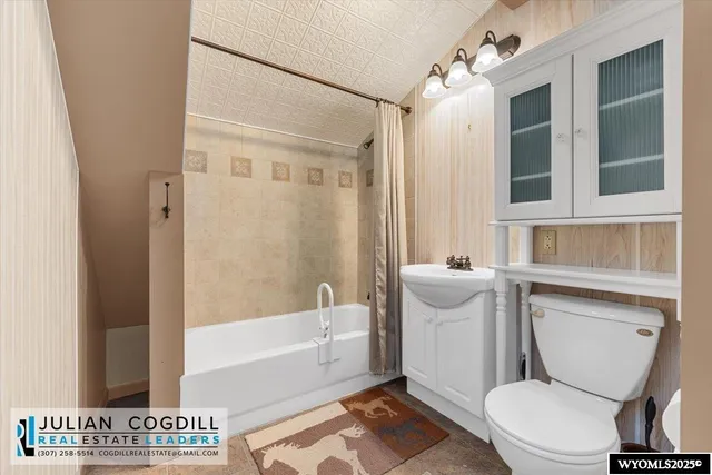 $490,000 | 9267 Red Creek Road, Casper, WY 82601